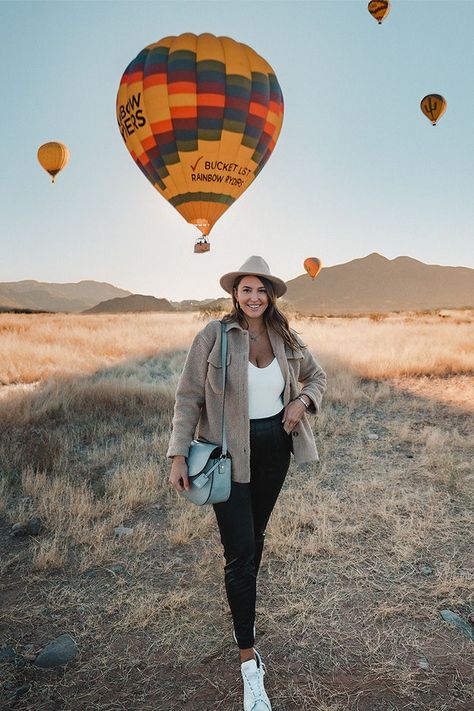 Hot Air Ballon Outfits, Temecula Outfit, Scottsdale Arizona Outfits Fall, Hot Air Balloon Ride Outfit, Hot Air Balloon Outfit Ideas, Arizona Outfit Ideas, Hot Air Balloon Festival Outfit, Air Balloon Outfit, Faux Leather Legging Outfits