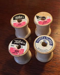 Old Thread Spools Repurposed, Wooden Thread Spool Ideas, Thread Spool Crafts, Wood Thread Spools, Spool Ornaments, Wooden Spool Crafts, Bead People, Christmas Scrapbook Paper, Spool Crafts