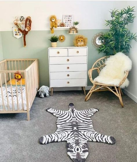 Green Baby Nursery, Jungle Bedroom Theme, Nursery Decor Green, Jungle Theme Nursery, Wood Crib, Safari Theme Nursery, Baby Room Themes, Sage Green Walls, Nursery Room Design