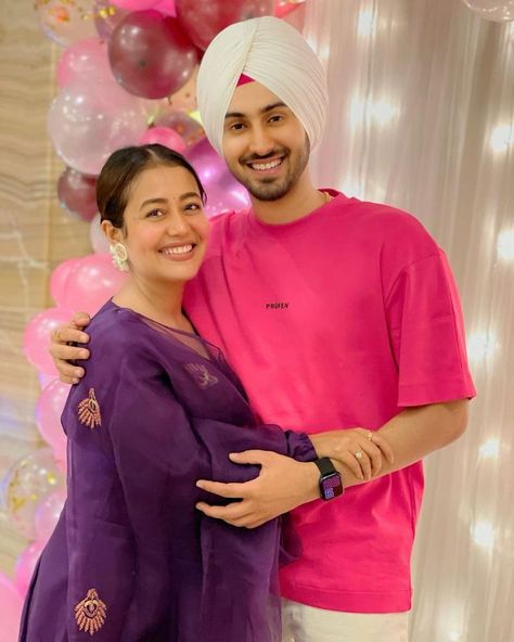 Neha Kakkar Announced Her First Pregnancy With Husband Rohanpreet Singh Rohanpreet Singh, Hindustani Classical Music, Karva Chauth, Happy Ganesh Chaturthi Images, Happy Married Life, Neha Kakkar, Bollywood Couples, Happy Ganesh Chaturthi, Indian Jewellery Design