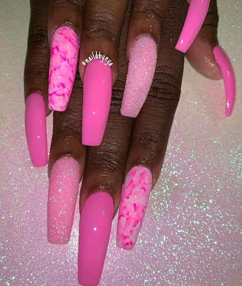 Hot Pink Nails Ideas, Pink Coffin Nail Ideas, Barbie Acrylic Nails, Nail Designs Hot Pink, Bubblegum Pink Nails, Hot Pink Nails, Drip Nails, White Acrylic Nails, Cute Acrylic Nail Designs