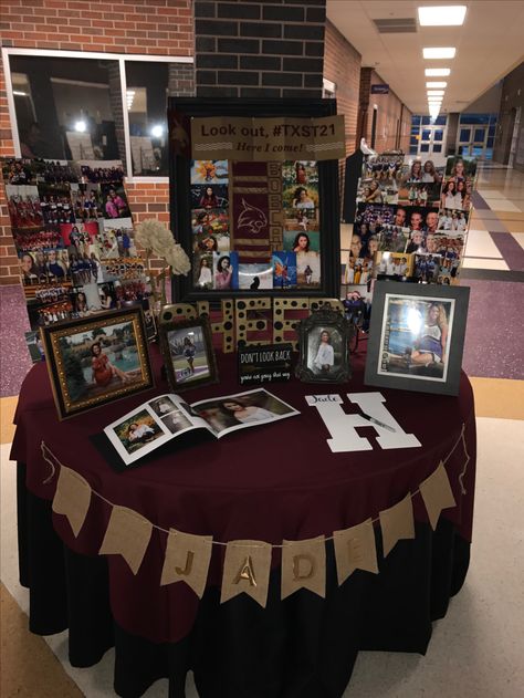 Senior Board Senior Night Table Display Cheer, Senior Table Ideas Cheer, Senior Night Table Display Basketball, Senior Night Table, Senior Night Table Display, Senior Tables, Senior Display Table Ideas, Display Table Ideas, Graduation Display Table