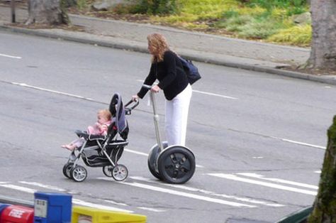 Lazy Segway Mom http://www.methodshop.com/2007/05/lazy-segway-mom.shtml Lazy Pictures, Exercise Humor, Mean While, Merica Funny, Justin Bieber Jokes, Meanwhile In America, American Funny Videos, Indian Funny, Are You Serious