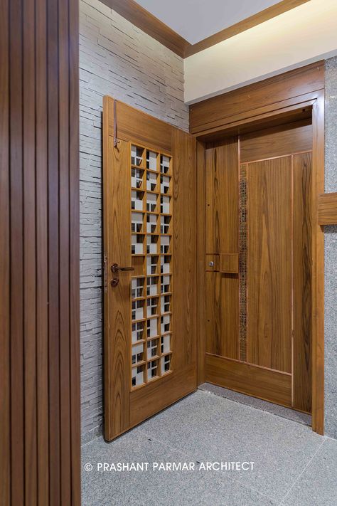 4 BHK Interior Design Apartment At Vertis Tower - Prashant Parmar Architect Prashant Parmar, Interior Design Apartment, Study Room Kids, Drawing Room Design, Wooden Partitions, Son Bedroom, Toilet Door, Bronze Mirror, Stone Cladding