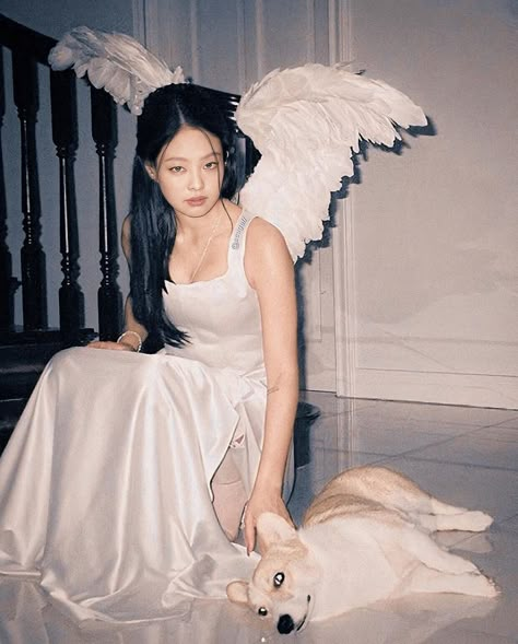 Blackpink Jennie, Angel, Van, Halloween, White