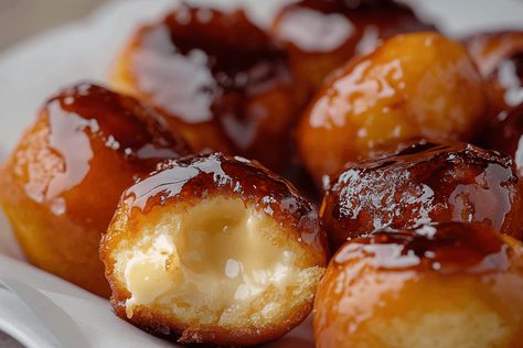 Custard Filled Doughnut, Creme Brulee Donut, Donuts Filled, Brioche Donuts, Cream Filled Donuts, Vanilla Pastry Cream, Easy Custard, Donut Filling, Mango Pineapple Smoothie