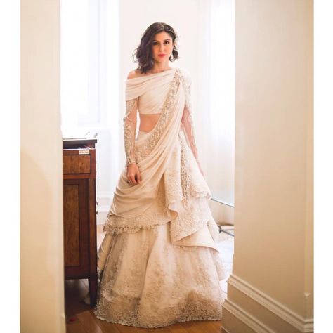 5,794 Likes, 91 Comments - Gaurav Gupta (@gauravguptaofficial) on Instagram: “A fairytale moment // The gorgeous @SherryShroff in custom GG Couture for her wedding . Styled by…” Wedding Reception Outfit Ideas, Indian Wedding Reception Outfit, Reception Outfit Ideas, White Lengha, Indian Wedding Gowns, Gaurav Gupta, Reception Outfit, Ring Ceremony, Indian Bridal Dress