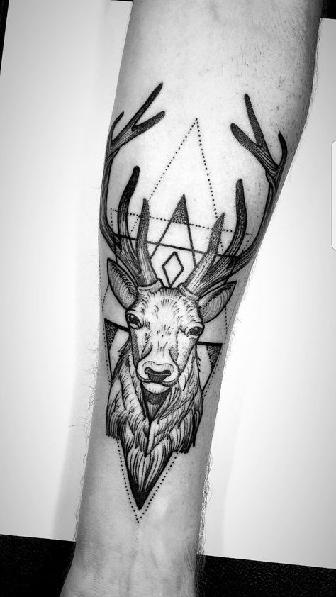 Stag tattoo on forearm. By Bonbon at Saigon Ink in Vietnam Stag Tattoo Design, Reindeer Tattoo, Elk Tattoo, Deer Tattoo Designs, Geometric Tattoo Sleeve Designs, Stag Tattoo, Mangas Tattoo, Tattoos For Moms With Kids, Tatuagem Masculina Pequena