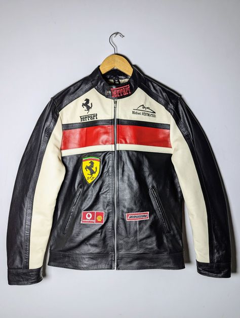 🔥 FERRARI 👀 LEATHER JACKET Formula 1 Streetwear Ferrari Racing Jacket, F1 Jacket, Leather Racing Jacket, Ferrari F12berlinetta, Ferrari Jacket, Ferrari Racing, Men's Robes, Ferrari F40, Racing Jacket