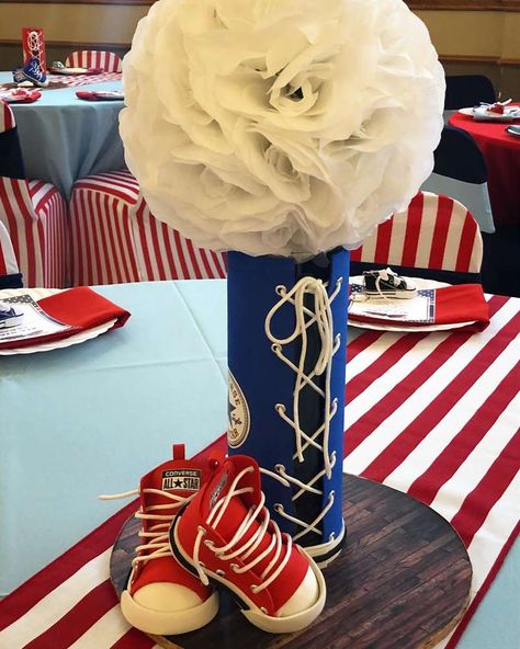 Layla Converse Centerpiece, Tennis Shoe Centerpiece Ideas, Chucks And Pearls Party Theme, Converse Party Theme Ideas, Sneaker Ball Party Centerpieces, Converse Theme Party, Sneaker Baby Shower Theme, Sneaker Centerpiece Ideas, Sneaker Ball Centerpiece Ideas