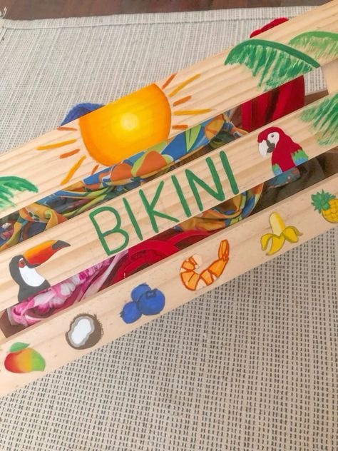 Fun Diy Crafts With Friends, Bathing Suit Box Painting, Beach Box Painting, Summer Box Painting, Swimsuit Box Painting, Bathing Suit Crate Painting, Painted Boxes For Bikinis, Beach Box Painting Ideas, Crate Painting Ideas