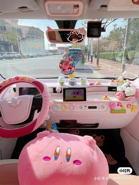 Kirby Car Accessories, Kirby Bedroom, Kirby Car, Kawaii Car, Pink Car Accessories, Car Interior Diy, Hello Kitty Car, Girly Car Accessories, Cool Car Accessories