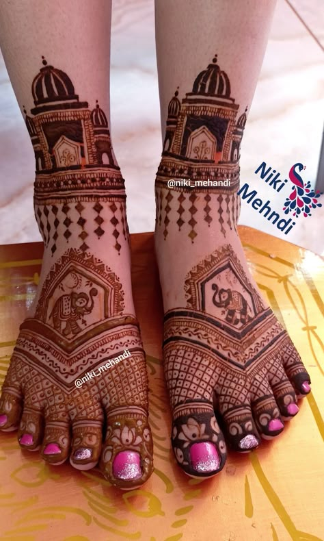 Bridal Mehndi Designs Lag, Lag Mehndi Design Dulhan, Pag Ni Mahedi Dulhan, Leg Mahendi Design Bridal Mehndi, Pag Mehndi Designs, Bride Leg Mehendi Design, Bridal Leg Mehendi Designs, Bridal Mehendi Designs Wedding, Leg Mehendi