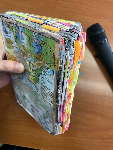 Textbook Notes, History Exam, Kunstjournal Inspiration, Buch Design, Sketchbook Journaling, Study Inspiration, Bullet Journal Ideas Pages, Scrapbook Journal, Travel Scrapbook