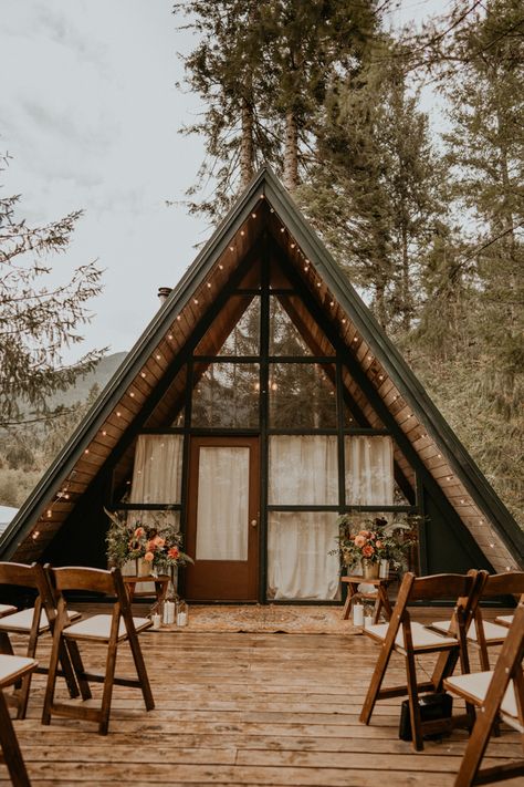 Cabin Elopement Decor, Intimate Cabin Wedding, A Frame Wedding, Henry Tieu, Cute Cabin, Cabin Elopement, Cabin Wedding, River Cabin, Cabin Core