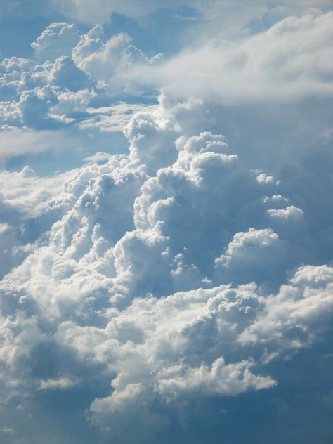 "I see Skies of Blue, & Clouds of White, & I think to myself what a Wonderful World!" Cool Background Pics, Photo Bleu, Clouds In The Sky, Cloud Wallpaper, Aesthetic Pfp, Above The Clouds, George Harrison, Sky And Clouds, Source Unknown