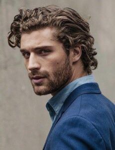 Top 6 Best Crucial Grooming Hair care Tips Long Hair Styles Men Wavy, Groom Hair Styles, Men's Curly Hairstyles, Mens Hairstyles Medium, Wavy Hair Men, Men's Long Hairstyles, Men's Haircuts, Slicked Back Hair, Corte De Cabelo Masculino