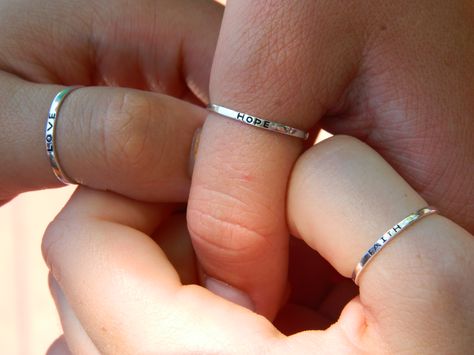 "faith, hope, love" friendship rings Best Friend Rings For 4 Friendship, Bff Rings For Three, Best Friend Rings For 3 Friendship, Friendship Rings For 3 Bff, Rings For Sisters, Trio Jewelry, Sisters Ring, Friends Rings, Women Engagement Rings