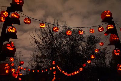 Halloween Aesthetic Horizontal, Fall Spooky Aesthetic, Halloween Festival Aesthetic, Spooky Halloween Aesthetic, Spooky Vibes, Jack O Lantern Spectacular, Helloween Wallpaper, The Boogeyman, Halloween Vintage