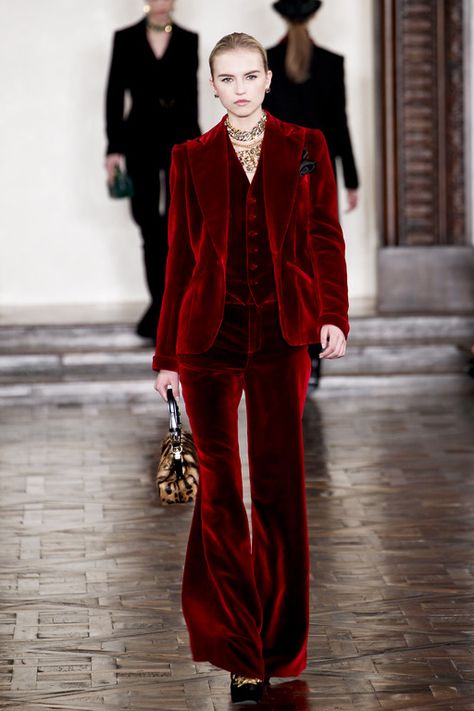 Ralph Lauren red velvet pants suit Velvet Pant Suit, Prom Suits Women Velvet, Vampire Suit Woman, Velvet Suit Pant, Velvet Red Suit, Velvet Suit Women, Chic Velvet Formal Pants, Red Velvet Suit Women, Classic Winter Velvet Suit