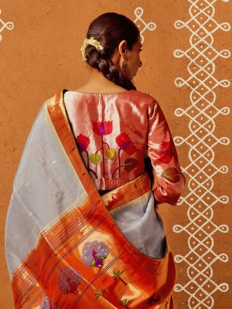 Pichwai Blouse, Draped Sarees, Exclusive Blouse Designs, Draping Ideas, Pattern Blouses, Instagram Posting, Banaras Sarees, Bridal Lehenga Designs, Traditional Blouse Designs