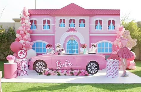 Barbie Theme Event, Barbie Decorations, Barbie Pool Party, Girl Superhero Party, Barbie Event, Barbie Party Decorations, Carnival Birthday Party Theme, Barbie Theme Party, 5th Birthday Party Ideas