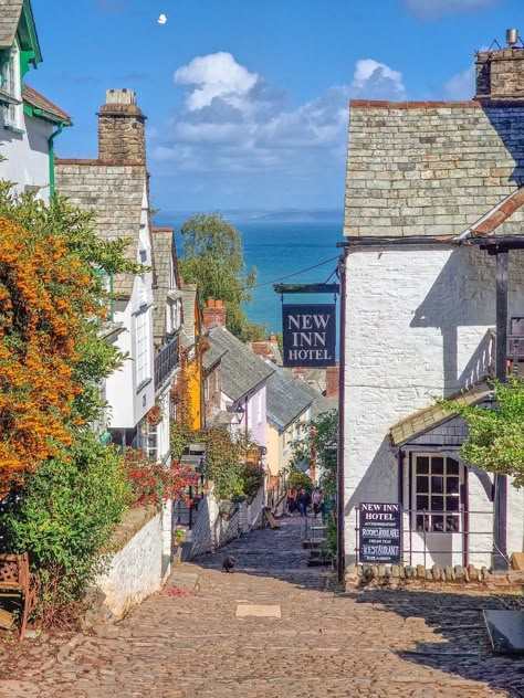 main street of clovelly. villages like Hope Cove | Hope Cove Devon | villages in Devon | Villages in the UK | cute seaside villages in the UK | cute villages in England | holiday destinations Quaint English Villages, Medieval Coastal Village, Coastal Village Aesthetic, Seaside Village Aesthetic, England Travel Aesthetic, English Village Aesthetic, Clovelly England, Seaside Town Aesthetic, Devon Aesthetic