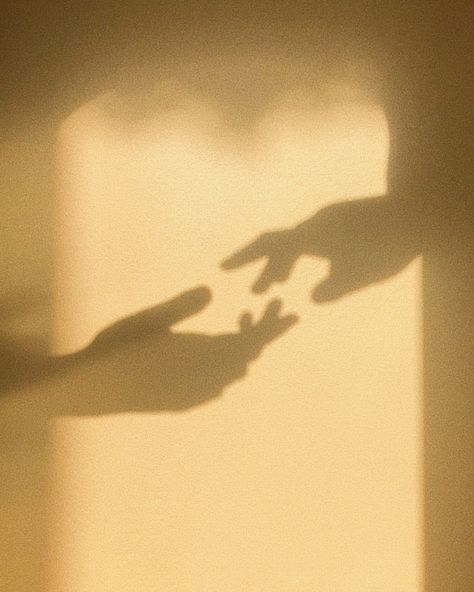 Fingers Touching Aesthetic, Take My Hand Aesthetic, Two Hands Aesthetic, Helping Hand Aesthetic, Hands Reaching For Each Other Aesthetic, Reaching Hands Aesthetic, Hand Shadow Aesthetic, Shadow Photography Ideas, Hand Holding Aesthetic