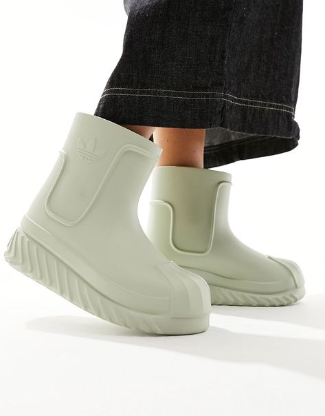 Shoes by adidas Originals Time for a reboot Slip-on style Signature adidas branding Round toe Chunky sole Textured tread Vestidos Boho, Adidas Boots, Adidas Branding, Mens Boots Fashion, Leg Work, Shoe Inspo, Body Fit, Sage Green, Boots Men