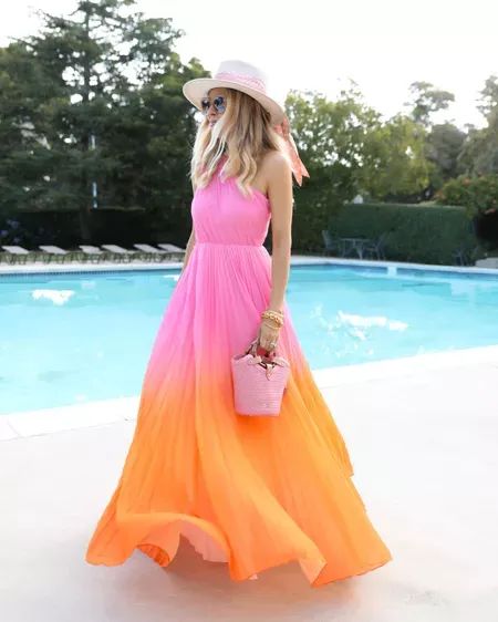 Style Orange Dress, Tuscan Pool, Pink Beach Dresses, Pool Party Dress, Outfits To Wear To The Beach, Bright Maxi Dress, Poolside Outfit, Orange Dress Summer, Pool Party Dresses