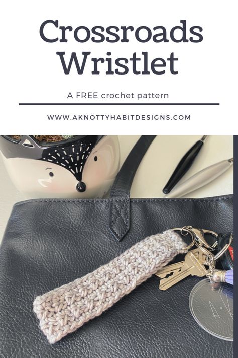 Key Wristlet Crochet, Wristlet Crochet Pattern, Crochet Wrist Lanyard, Crochet Wrist Keychain Pattern Free, Crochet Key Wristlet Free Pattern, Crochet Wrist Keychain, Crochet Wrist Strap, Free Crochet Wristlet Pattern, Crochet Keychain Wristlet Pattern Free