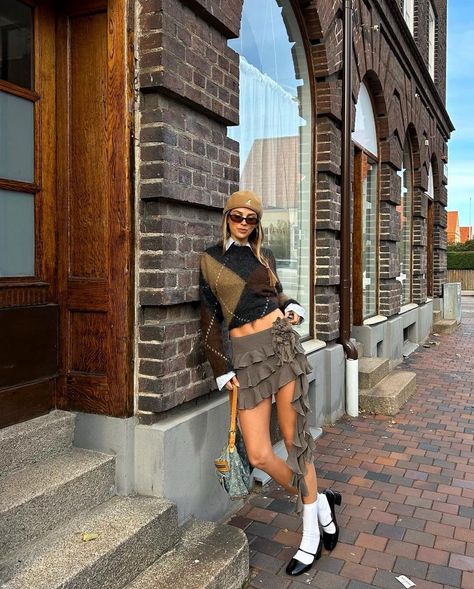 Heels With Socks Outfit, Heels With Socks, Summer Copenhagen, Copenhagen Style Fall, Anna Winck, Street Style Copenhagen, Streetwear Baddie, Copenhagen Aesthetic, New York City Street Style