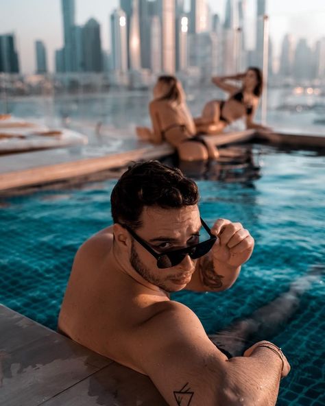 men luxury lifestyle aesthetic Rich Lifestyle Aesthetic Men Wallpaper, Luxury Lifestyle Photography, Millionaire Lifestyle Luxury Living, Aesthetics Lifestyle, Luxury Lifestyle Rich Life, Family Luxury, Luxury Aesthetics, Millionaire Lifestyle Luxury, Luxury Wallpapers