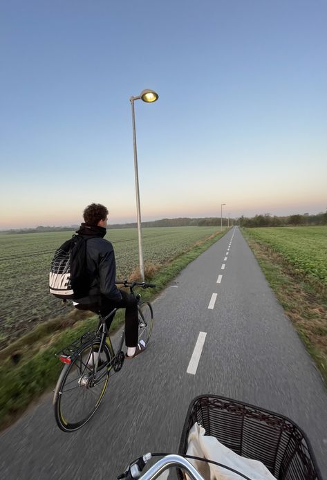 Bike Aesthetic, Riding Bike, Adventure Aesthetic, Slow Life, Perfect Life, Future Life, Travel Aesthetic, Aesthetic Photo, My Vibe