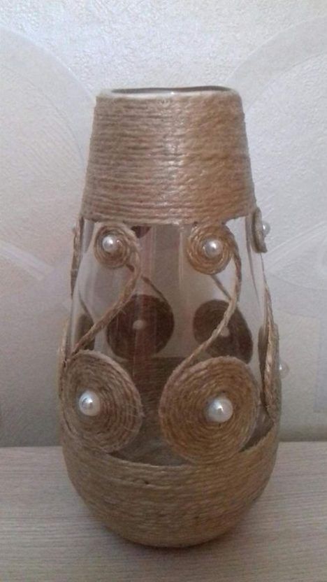 Wedding Centerpieces Cylinder Vases, Twine Crafts, Glass Bottle Diy, Diy Burlap, Diy Glass Bottle Crafts, Jute Crafts, Rope Crafts Diy, Wine Bottle Diy Crafts, Diy Bottle Crafts