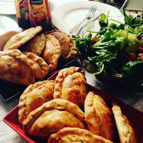 Bahama Breeze, Empanada Recipe, Top Secret Recipes, Beef Empanadas, Pisco Sour, Foreign Food, Spanish Cuisine, Copykat Recipes, Copycat Restaurant Recipes