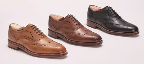 Brogues Outfit, Man Footwear, Tan Brogues, 2020 Shoes, Spanish Shoes, Brogue Shoe, Style Hacks, Brogues Style, Brogues Men