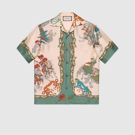 Shop the Silk bowling shirt with jousting print by Gucci. Reminiscent of the motifs decorating vintage silk scarfs, a colorful jousting of knights and horses animate this twill bowling shirt, trimmed in sage green to resemble the contrast borders of refined carrés. Green Velvet Jacket, Long Sleeve Running Shirt, Gucci Shirt, Fashion Boy, Bowling Shirt, Vintage Silk Scarf, Fashion Man, Bowling Shirts, Velvet Jacket