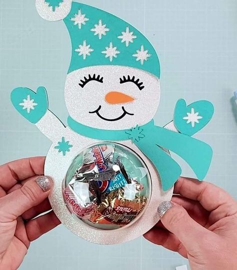 Snowman Candy Holder, Cricut Christmas Treat Holders, Cricut Candy Holder Christmas, Christmas Candy Holder Svg, Cricut Candy Dome, Christmas Candy Holders Diy, Cricut Candy Holder, Christmas Gifts Cricut, Candy Holder Diy