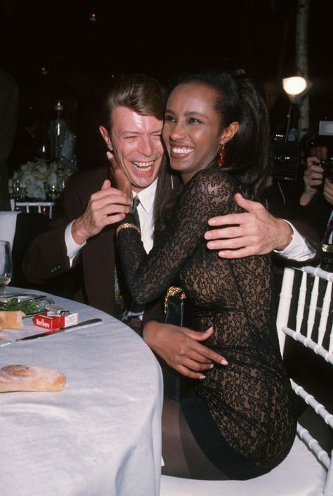 David Bowie And Iman, Bowie And Iman, Iman Bowie, Supermodel Iman, Wedding Dress Halter Neck, Iman And David Bowie, Hollywood Couples, Munaluchi Bride, Interracial Love