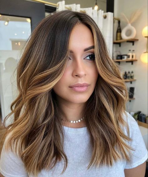 Dark To Light Hair Transition, Balayage Contouring, Light Brown Hair Dye, Engagement Hair, Lob Hairstyles, Light Brown Balayage, Brown Hair Inspiration, Hair Contouring, Hair Highlight