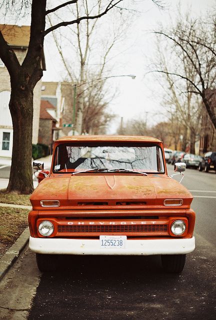 That guy in the neighborhood who never panics over check engine lights or his warranty. Studebaker Trucks, Old Pickup, Chevy Pickups, Chevy Truck, Rat Rods, Us Cars, Gmc Trucks, The Twilight Saga, Vintage Trucks