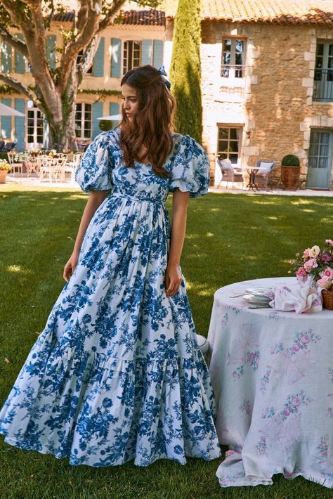 Cotton Full Length Dress, Floral Blue Maxi Dress, Blue Floral Outfit, Cotton Clothes Design, Modest Clothes For Summer, White And Blue Dress Outfit, Full Length Dress Casual, Spring Dresses Aesthetic, Casual Maxi Dress With Sleeves