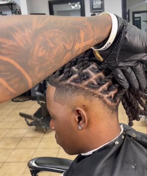 Drop Fade With Dreads, Drop Fade Locs, Drop Fade Dreads, Fade With Dreads, Bald Fade Haircut Men, Fade Dreads, Fade Haircut Men, Men Dreads, Twist Locs