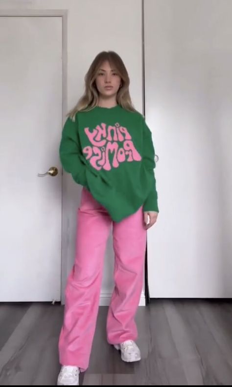 Green And Pink Fits, Pink And Green Outfit Aesthetic, Pink And Green Outfits, Pink Green Outfit, Peony Aesthetic, Outfit Oversize, Street Outfits, Girl Fashion Style, Digital Lifestyle