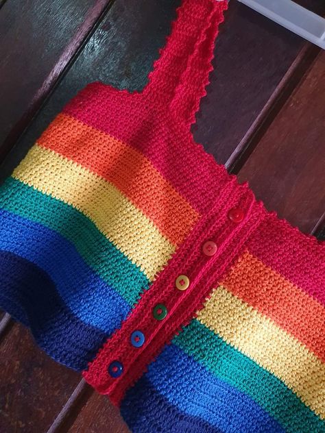 Mr Smiley, Top Tejidos A Crochet, Cute Crochet Projects, Crocheting For Beginners, Stylish Scarves, Rainbow Crochet, Comfortable Socks, Balloon Animals, Top Cropped