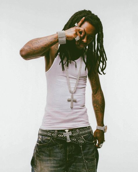 Strapped Archives on Instagram: “Lil Wayne photographed by Matt Doyle during a studio portrait session for Complex - January 2007” Early 2000s Hip Hop Fashion, Lil Weezy, 2000s Hip Hop Fashion, Black Love Movies, Rapper Lil Wayne, Hotel In New York City, Lil Jon, Rockstar Aesthetic, Outfits 2000s