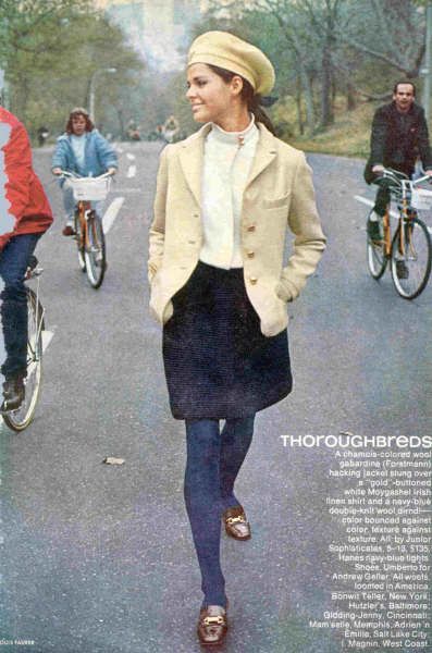 Fall inspiration. Ali Mcgraw Style, Ali Mcgraw, Ali Macgraw, 60s 70s Fashion, Bohemian Chic Fashion, Boho Beauty, 1970s Fashion, Steve Mcqueen, 1960s Fashion