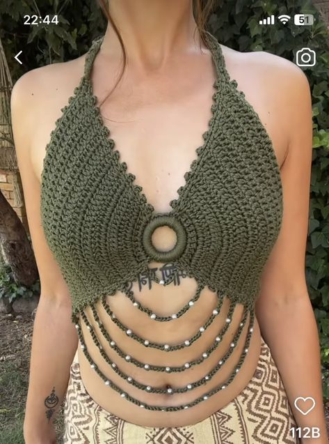 Crochet Bra Top Pattern, Crochet Bra Pattern, Crochet Bra Top, Tiny Animals, Crochet Tank Tops, Crochet Bra, Animals And Plants, Crochet Crop Top Pattern, Crochet Ladies Tops