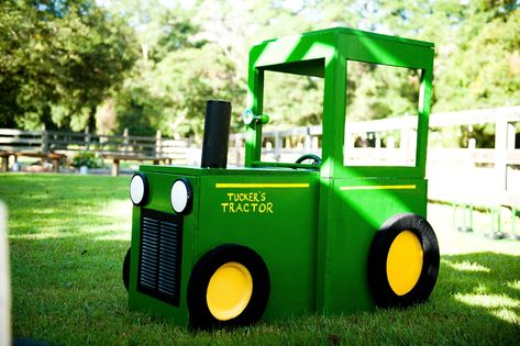 Tractors Birthday Party, Farm Party Ideas, John Deere Birthday Party, Idea Cake, John Deere Birthday, Tractor Birthday Party, Tractor Party, Farm Theme Birthday, Farm Themed Birthday Party